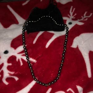 TAHITIAN NATURAL BLACK PEARL NECKLACE